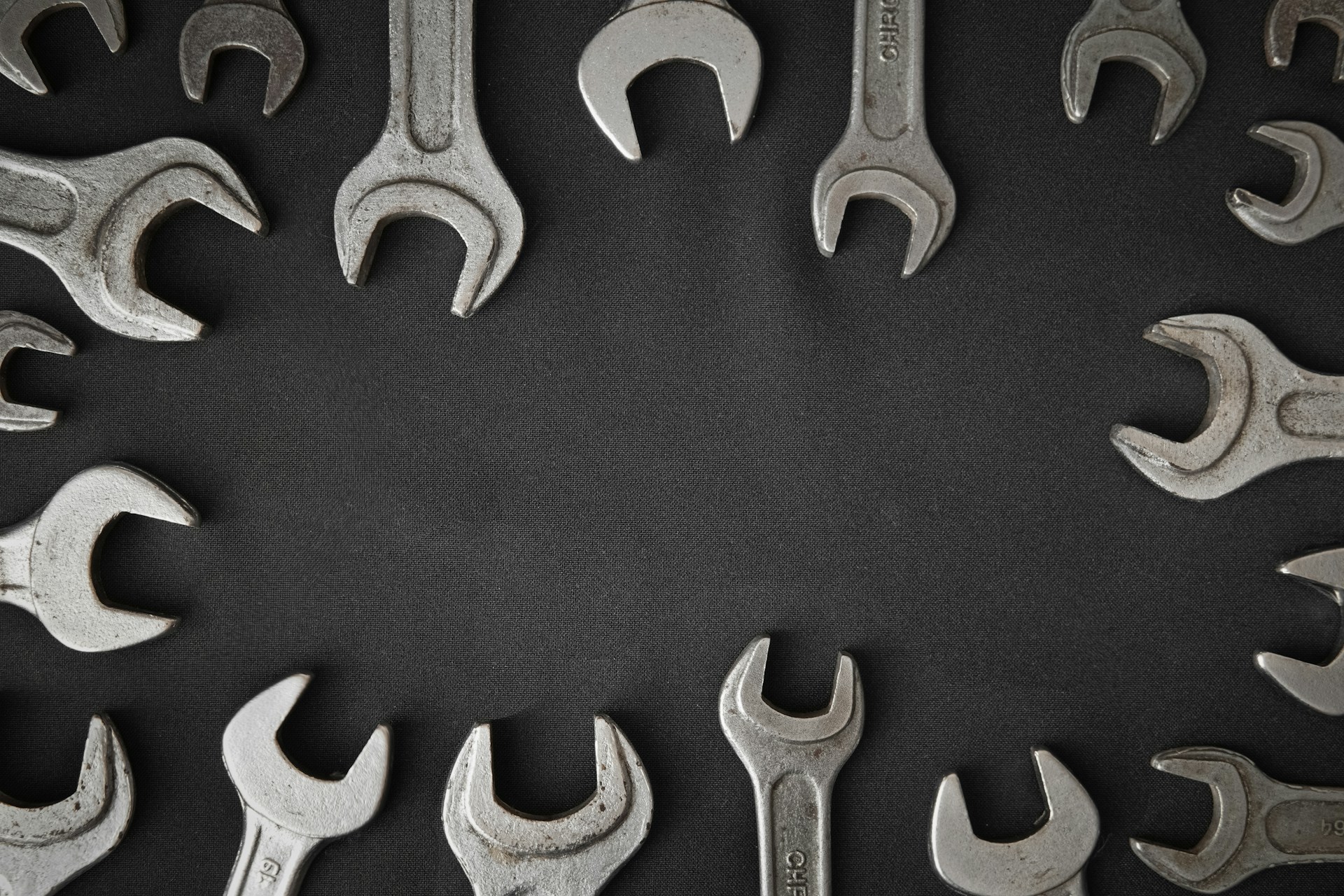Driveline repair tools